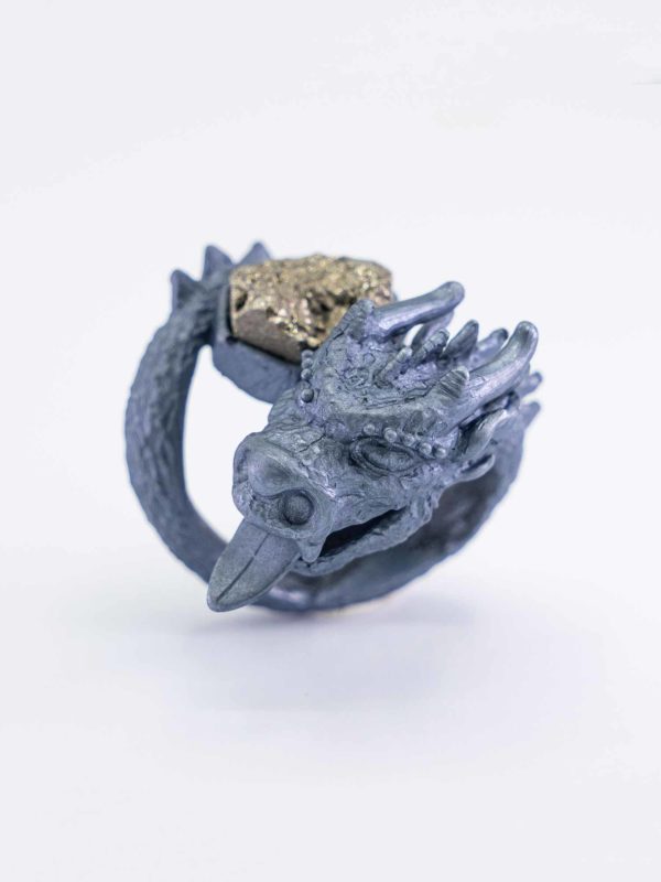 DRAGON & HIS EGG RING - LILAC GREY